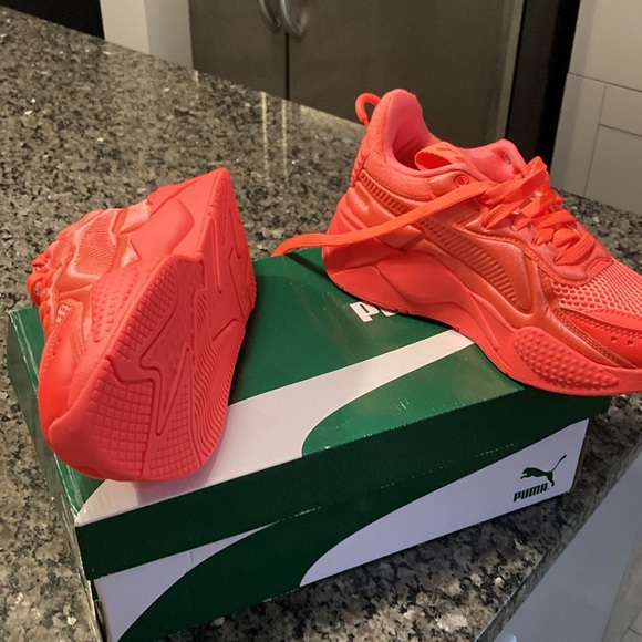 Never worn - Picture 2 of 4